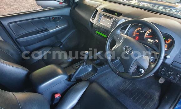 Buy Used Toyota Hilux Blue Car in Beitbridge in Matabeleland South Buy Used Toyota Hilux Blue Car in Beitbridge in Matabeleland South