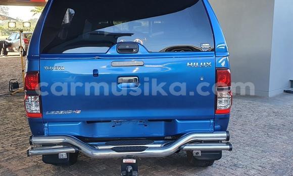 Buy Used Toyota Hilux Blue Car in Beitbridge in Matabeleland South Buy Used Toyota Hilux Blue Car in Beitbridge in Matabeleland South