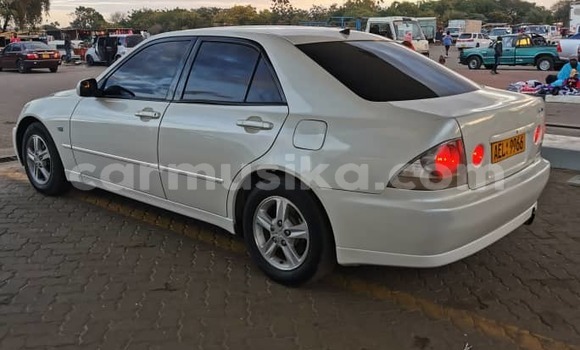 Nunua Mpya Toyota Altezza Nyeupe Gari ndani ya Avondale nchini Harare Nunua Mpya Toyota Altezza Nyeupe Gari ndani ya Avondale nchini Harare