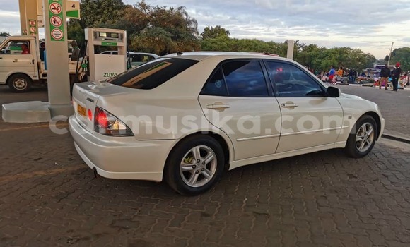 Nunua Mpya Toyota Altezza Nyeupe Gari ndani ya Avondale nchini Harare Nunua Mpya Toyota Altezza Nyeupe Gari ndani ya Avondale nchini Harare