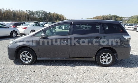 Buy Used Toyota Wish Silver Car in Beitbridge in Matabeleland South Buy Used Toyota Wish Silver Car in Beitbridge in Matabeleland South