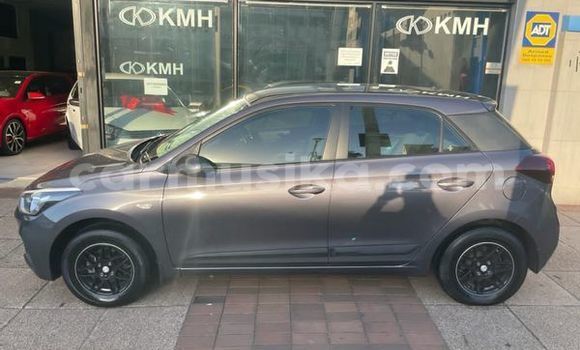 Tenga Tsaru Hyundai i20 Sirivha Mota in Beitbridge in Matabeleland South Tenga Tsaru Hyundai i20 Sirivha Mota in Beitbridge in Matabeleland South