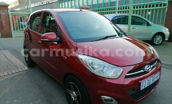 Buy Used Hyundai i10 Red Car in Beitbridge in Matabeleland South