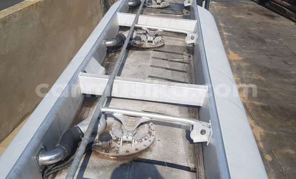 Acheter Occasion Utilitaire Mercedes‒Benz 2628 Blanc à Bulawayo, Bulawayo Acheter Occasion Utilitaire Mercedes‒Benz 2628 Blanc à Bulawayo, Bulawayo