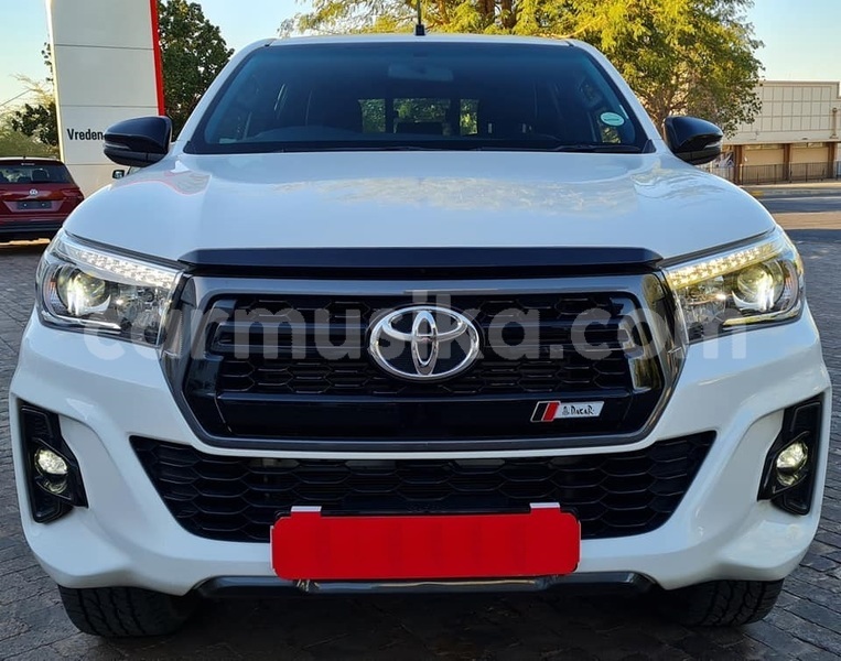 Big with watermark toyota hilux matabeleland south beitbridge 22580