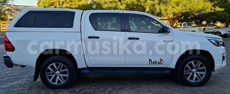 Big with watermark toyota hilux matabeleland south beitbridge 22580