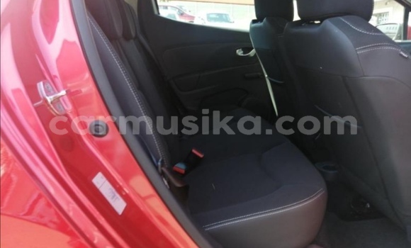 Nunua Ilio tumika Renault Clio Nyingine Gari ndani ya Beitbridge nchini Matabeleland Kusini Nunua Ilio tumika Renault Clio Nyingine Gari ndani ya Beitbridge nchini Matabeleland Kusini