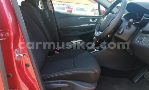 Nunua Ilio tumika Renault Clio Nyingine Gari ndani ya Beitbridge nchini Matabeleland Kusini Nunua Ilio tumika Renault Clio Nyingine Gari ndani ya Beitbridge nchini Matabeleland Kusini