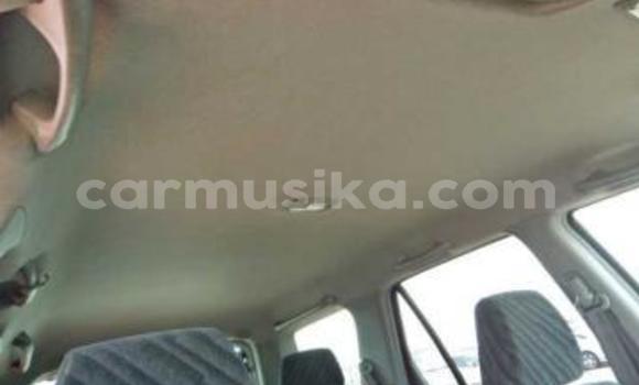 Tenga Tsaru Honda CR–V Tsvuku Mota in Beitbridge in Matabeleland South Tenga Tsaru Honda CR–V Tsvuku Mota in Beitbridge in Matabeleland South