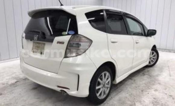 Tenga Tsaru Honda Fit Chena Mota in Beitbridge in Matabeleland South Tenga Tsaru Honda Fit Chena Mota in Beitbridge in Matabeleland South