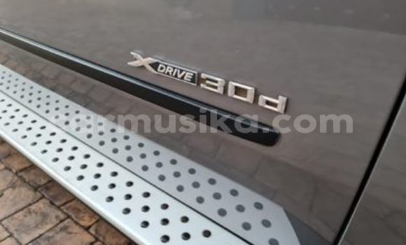 Acheter Occasion Voiture BMW X3 Gris à Beitbridge, Matabeleland South Acheter Occasion Voiture BMW X3 Gris à Beitbridge, Matabeleland South