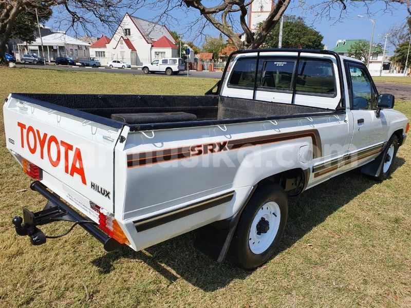 Big with watermark toyota hilux matabeleland south beitbridge 22595