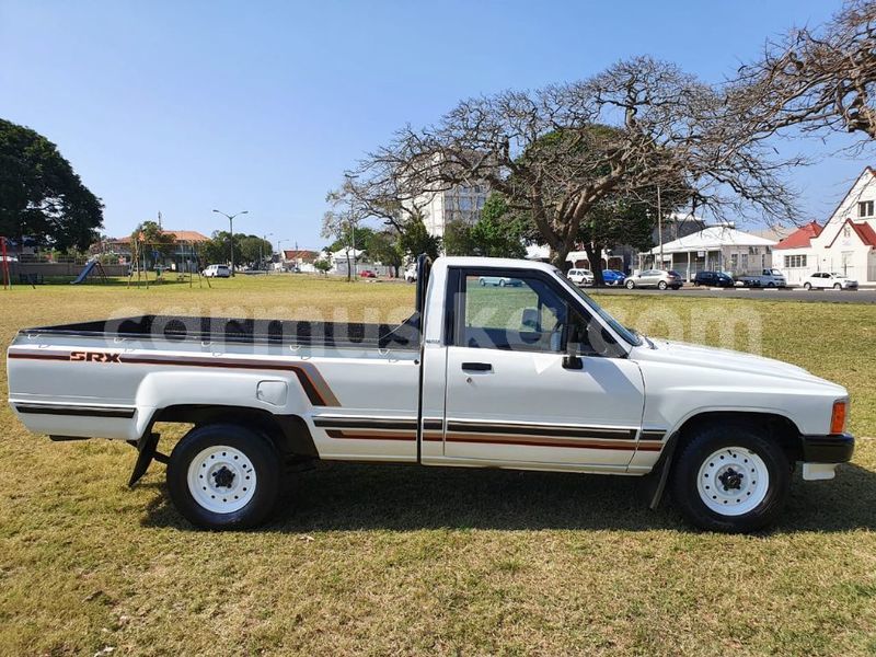 Big with watermark toyota hilux matabeleland south beitbridge 22595