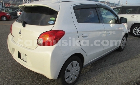 Buy Used Mitsubishi Colt White Car in Beitbridge in Matabeleland South Buy Used Mitsubishi Colt White Car in Beitbridge in Matabeleland South