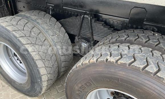 Tenga Tsaru Hino 300 Series Chena Rori in Chitungwiza in Harare Tenga Tsaru Hino 300 Series Chena Rori in Chitungwiza in Harare