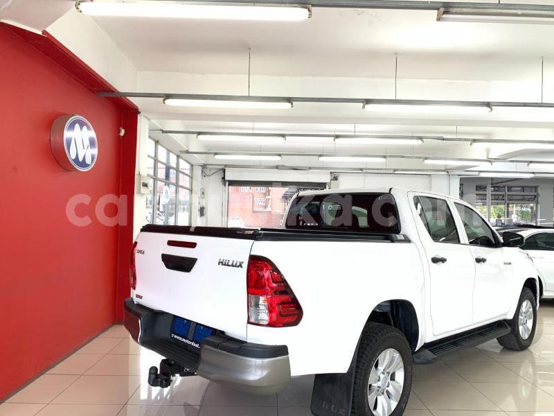 Big with watermark toyota hilux harare chitungwiza 22609