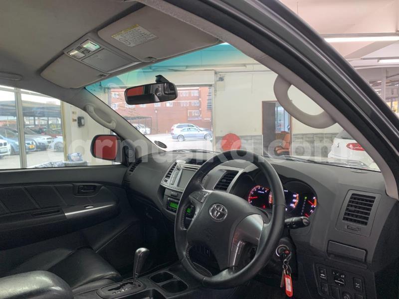 Big with watermark toyota hilux matabeleland south beitbridge 22610