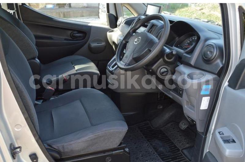 Big with watermark nissan nv200 matabeleland south beitbridge 22612