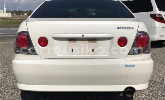 Acheter Occasion Voiture Toyota Altezza Blanc à Beitbridge, Matabeleland South Acheter Occasion Voiture Toyota Altezza Blanc à Beitbridge, Matabeleland South