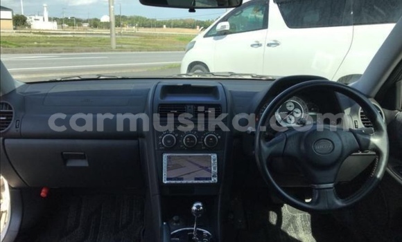 Acheter Occasion Voiture Toyota Altezza Blanc à Beitbridge, Matabeleland South Acheter Occasion Voiture Toyota Altezza Blanc à Beitbridge, Matabeleland South