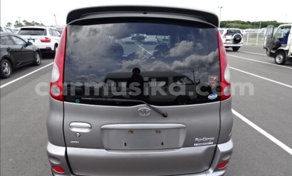 Acheter Occasion Voiture Toyota FunCargo Gris à Beitbridge, Matabeleland South Acheter Occasion Voiture Toyota FunCargo Gris à Beitbridge, Matabeleland South