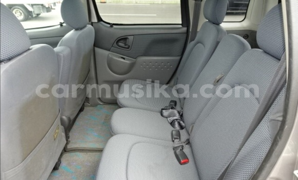 Acheter Occasion Voiture Toyota FunCargo Gris à Beitbridge, Matabeleland South Acheter Occasion Voiture Toyota FunCargo Gris à Beitbridge, Matabeleland South