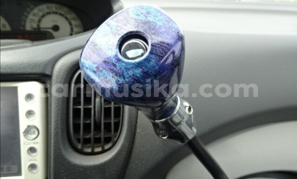 Acheter Occasion Voiture Toyota FunCargo Gris à Beitbridge, Matabeleland South Acheter Occasion Voiture Toyota FunCargo Gris à Beitbridge, Matabeleland South