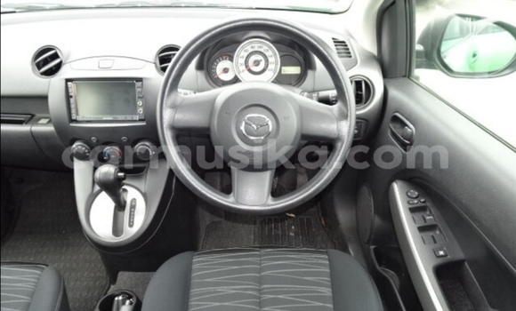 Nunua Ilio tumika Mazda Demio Kijani Gari ndani ya Beitbridge nchini Matabeleland Kusini Nunua Ilio tumika Mazda Demio Kijani Gari ndani ya Beitbridge nchini Matabeleland Kusini