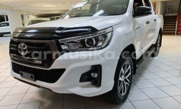 Acheter Occasion Voiture Toyota Hilux Blanc à Beitbridge, Matabeleland South Acheter Occasion Voiture Toyota Hilux Blanc à Beitbridge, Matabeleland South