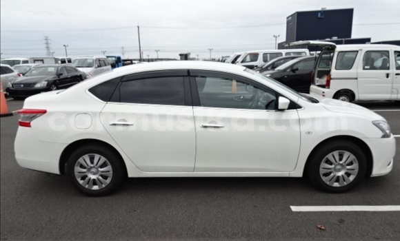 Acheter Occasion Voiture Nissan Sylphy Blanc à Beitbridge, Matabeleland South Acheter Occasion Voiture Nissan Sylphy Blanc à Beitbridge, Matabeleland South