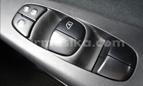 Acheter Occasion Voiture Nissan Sylphy Blanc à Beitbridge, Matabeleland South Acheter Occasion Voiture Nissan Sylphy Blanc à Beitbridge, Matabeleland South