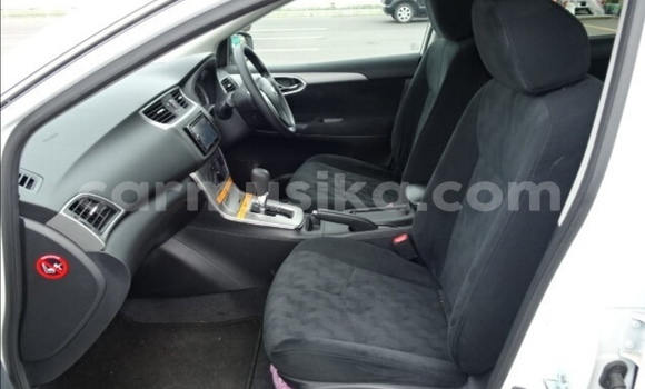 Acheter Occasion Voiture Nissan Sylphy Blanc à Beitbridge, Matabeleland South Acheter Occasion Voiture Nissan Sylphy Blanc à Beitbridge, Matabeleland South