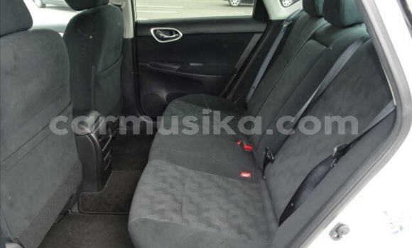 Acheter Occasion Voiture Nissan Sylphy Blanc à Beitbridge, Matabeleland South Acheter Occasion Voiture Nissan Sylphy Blanc à Beitbridge, Matabeleland South