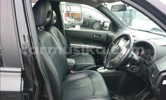 Nunua Ilio tumika Nissan X–Trail Nyeusi Gari ndani ya Beitbridge nchini Matabeleland Kusini Nunua Ilio tumika Nissan X–Trail Nyeusi Gari ndani ya Beitbridge nchini Matabeleland Kusini