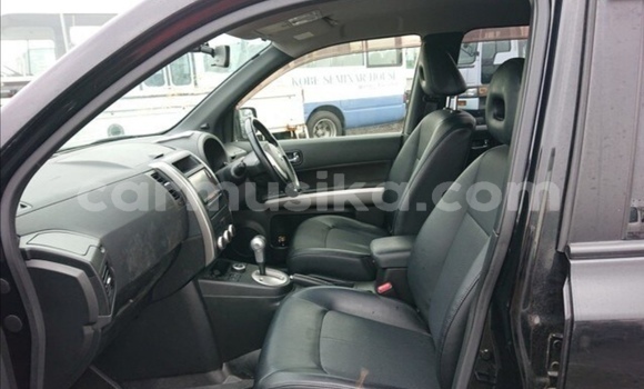 Nunua Ilio tumika Nissan X–Trail Nyeusi Gari ndani ya Beitbridge nchini Matabeleland Kusini Nunua Ilio tumika Nissan X–Trail Nyeusi Gari ndani ya Beitbridge nchini Matabeleland Kusini