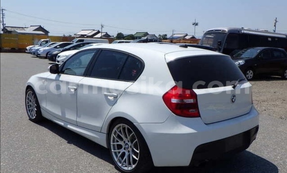 Acheter Occasion Voiture BMW 1-Series Blanc à Beitbridge, Matabeleland South Acheter Occasion Voiture BMW 1-Series Blanc à Beitbridge, Matabeleland South