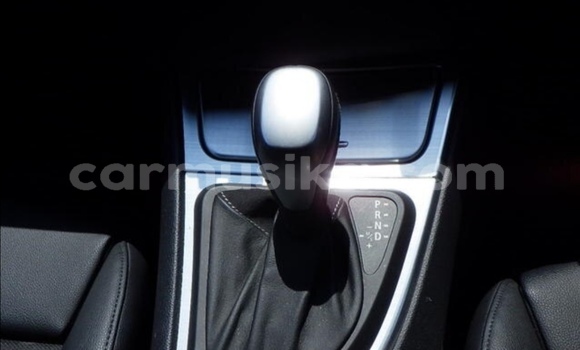 Acheter Occasion Voiture BMW 1-Series Blanc à Beitbridge, Matabeleland South Acheter Occasion Voiture BMW 1-Series Blanc à Beitbridge, Matabeleland South