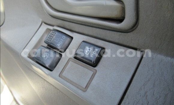 Acheter Occasion Utilitaire Mitsubishi Canter Blanc à Beitbridge, Matabeleland South Acheter Occasion Utilitaire Mitsubishi Canter Blanc à Beitbridge, Matabeleland South