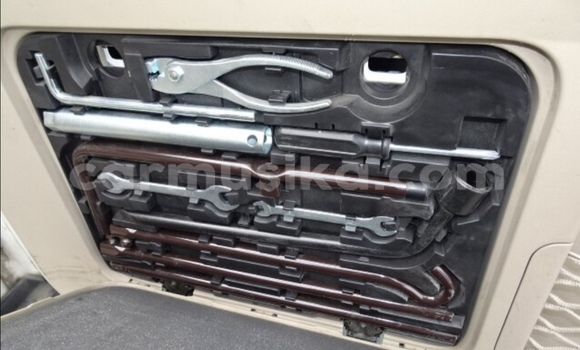 Tenga Tsaru Toyota Prado Chena Mota in Beitbridge in Matabeleland South Tenga Tsaru Toyota Prado Chena Mota in Beitbridge in Matabeleland South