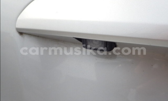 Acheter Occasion Voiture Toyota Runx Gris à Beitbridge, Matabeleland South Acheter Occasion Voiture Toyota Runx Gris à Beitbridge, Matabeleland South