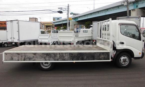 Buy Used Toyota Dyna White Truck in Beitbridge in Matabeleland South Buy Used Toyota Dyna White Truck in Beitbridge in Matabeleland South