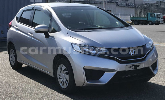 Nunua Ilio tumika Honda Fit Fedha Gari ndani ya Beitbridge nchini Matabeleland Kusini