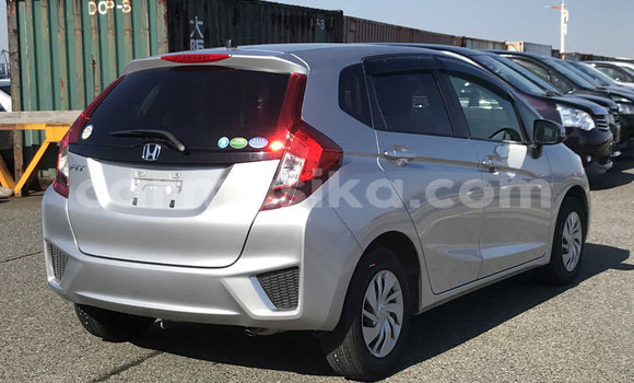 Acheter Occasion Voiture Honda Fit Gris à Beitbridge, Matabeleland South Acheter Occasion Voiture Honda Fit Gris à Beitbridge, Matabeleland South