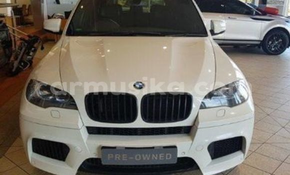 Buy Used BMW X5 M White Car in Beitbridge in Matabeleland South