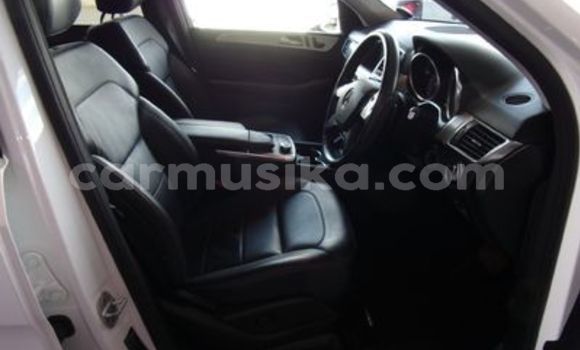 Acheter Occasion Voiture Mercedes‒Benz ML–Class Autre à Beitbridge, Matabeleland South Acheter Occasion Voiture Mercedes‒Benz ML–Class Autre à Beitbridge, Matabeleland South