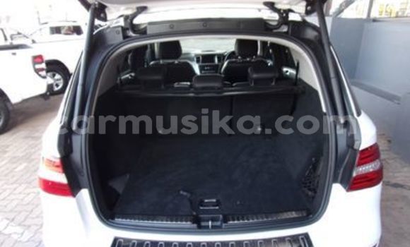 Acheter Occasion Voiture Mercedes‒Benz ML–Class Autre à Beitbridge, Matabeleland South Acheter Occasion Voiture Mercedes‒Benz ML–Class Autre à Beitbridge, Matabeleland South