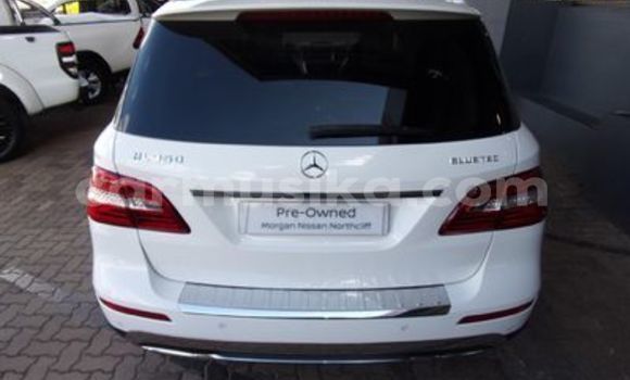 Acheter Occasion Voiture Mercedes‒Benz ML–Class Autre à Beitbridge, Matabeleland South Acheter Occasion Voiture Mercedes‒Benz ML–Class Autre à Beitbridge, Matabeleland South