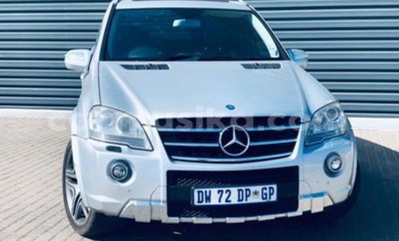 Nunua Ilio tumika Mercedes‒Benz ML–Class Fedha Gari ndani ya Beitbridge nchini Matabeleland Kusini Nunua Ilio tumika Mercedes‒Benz ML–Class Fedha Gari ndani ya Beitbridge nchini Matabeleland Kusini