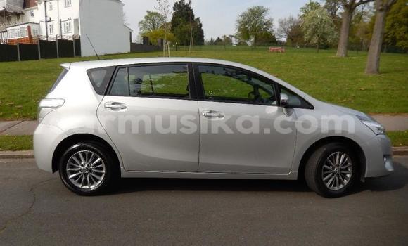 Acheter Occasion Voiture Toyota Verso Blanc à Harare, Harare Acheter Occasion Voiture Toyota Verso Blanc à Harare, Harare
