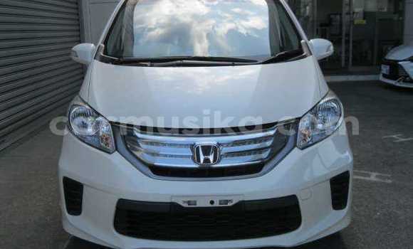 Nunua Ilio tumika Honda Freed Nyeupe Gari ndani ya Beitbridge nchini Matabeleland Kusini Nunua Ilio tumika Honda Freed Nyeupe Gari ndani ya Beitbridge nchini Matabeleland Kusini